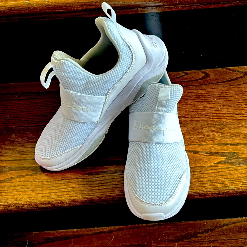 Slightly worn, champion, lady. Legend, LO really nice shoes!